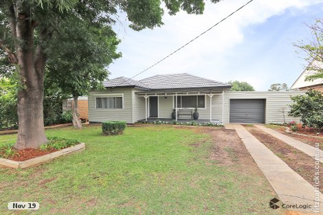 16 Stanley St, Kooringal, NSW 2650