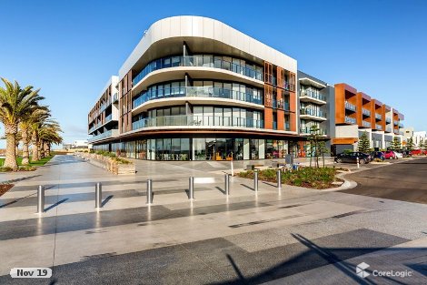 126/50 Catamaran Dr, Werribee South, VIC 3030