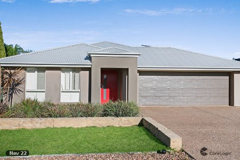 8 Tatura Rd, Munno Para West, SA 5115