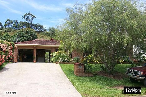 8 Garland Cl, Kanimbla, QLD 4870