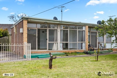 1/30 Chifley Ave, Altona, VIC 3018