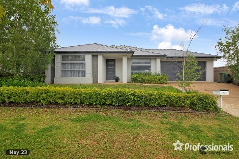 77 Strickland Dr, Boorooma, NSW 2650