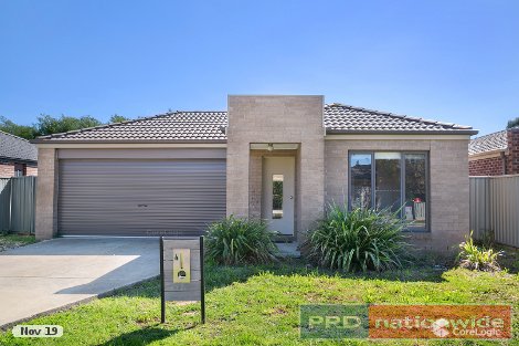 4 Macquarie Cl, Delacombe, VIC 3356