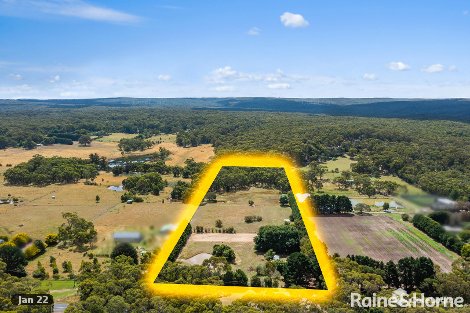 960 Bacchus Marsh Rd, Bullengarook, VIC 3437