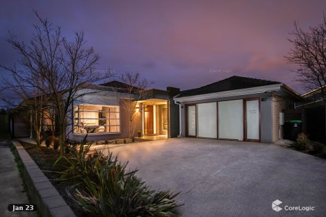 30 Woodward Way, Caroline Springs, VIC 3023