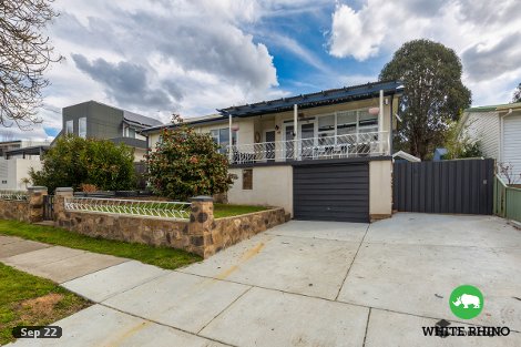 8 Cassidy St, Queanbeyan West, NSW 2620