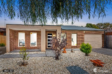 1/2 Cosgrove St, Breakwater, VIC 3219