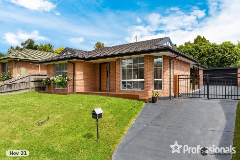 23 Charlwood Dr, Mooroolbark, VIC 3138