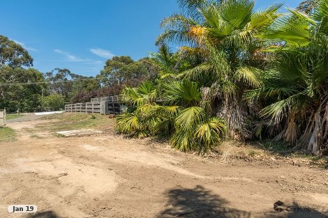 23 Sebire Ave, Wandin North, VIC 3139