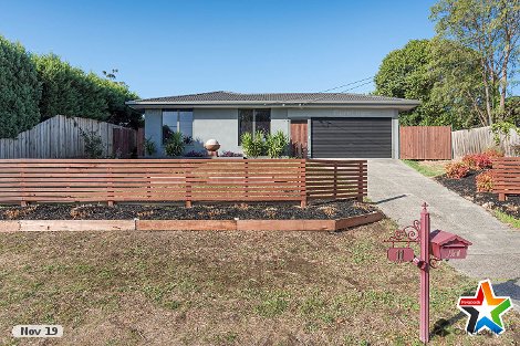 11 Coachmans Ct, Chirnside Park, VIC 3116