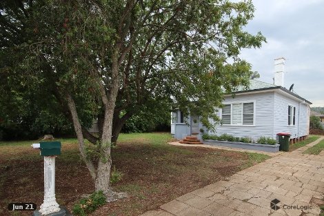 70 Oxford Rd, Scone, NSW 2337