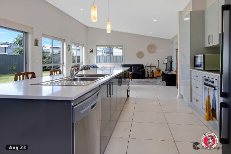 10 Gillan Gr, Broulee, NSW 2537