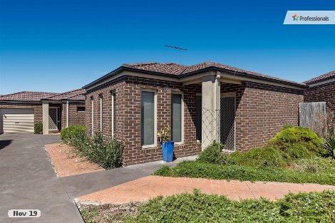 2/55 Mcburnie Dr, Kurunjang, VIC 3337