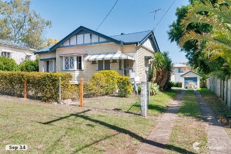 17 Hamilton St, Booval, QLD 4304