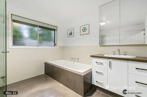 44 Caversham Dr, Mornington, VIC 3931