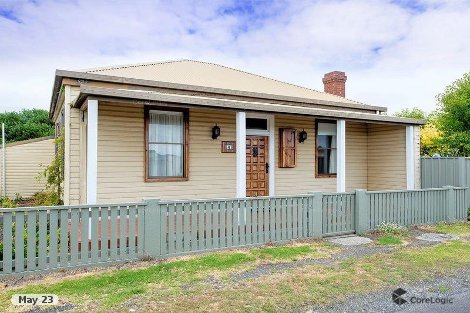 4 Bells Pde, Somerset, TAS 7322