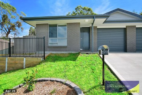 2/11 Grandview Cres, Armidale, NSW 2350