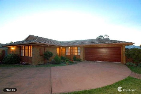 10 Baunton Ct, Kilsyth South, VIC 3137