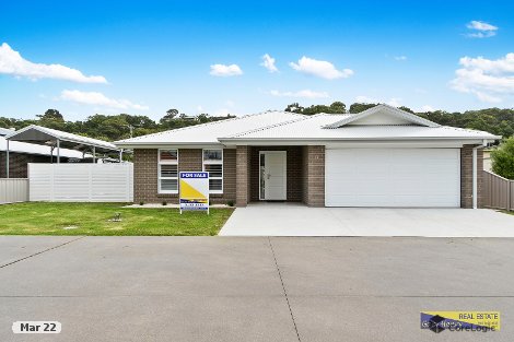 17/122 Golf Links Rd, Lakes Entrance, VIC 3909