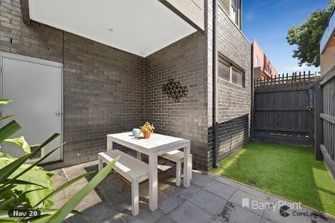 8/22 Irvine Cres, Brunswick West, VIC 3055