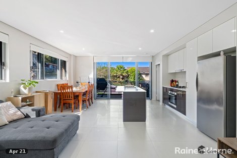 15/14 Batley St, West Gosford, NSW 2250