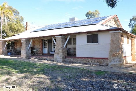 9 Peake Tce, Waikerie, SA 5330