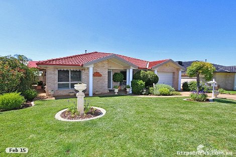 2/11 Lachlan Pl, Tatton, NSW 2650