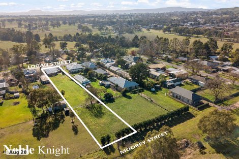 8b Logan St, Mansfield, VIC 3722