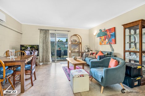 7/473-479 Mccoombe St, Mooroobool, QLD 4870