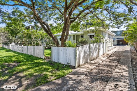 16 Logan Ave, Oxley, QLD 4075