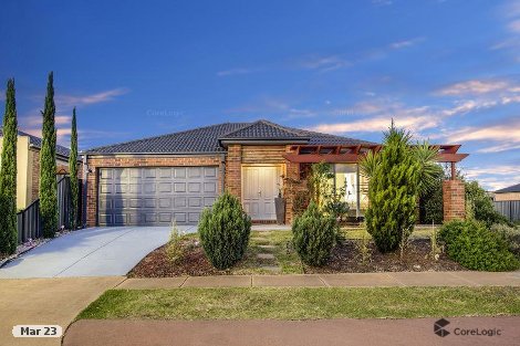 13 Caldicott Cres, Point Cook, VIC 3030