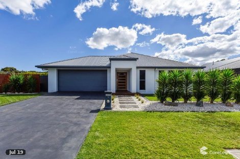 16 Lakes Park Dr, Ob Flat, SA 5291