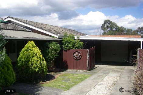 18 Dunbar Gr, Churchill, VIC 3842