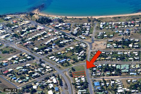 60 Hill St, Emu Park, QLD 4710