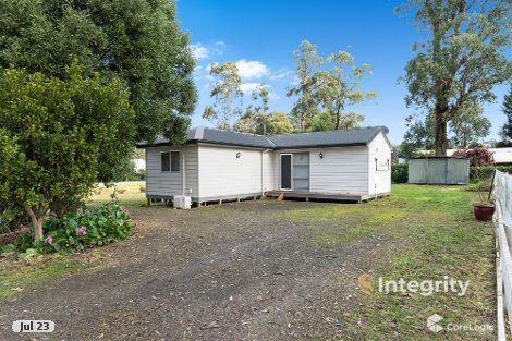 111 Kinglake-Glenburn Rd, Kinglake, VIC 3763