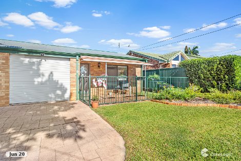 2/13 Dunns Tce, Scarborough, QLD 4020