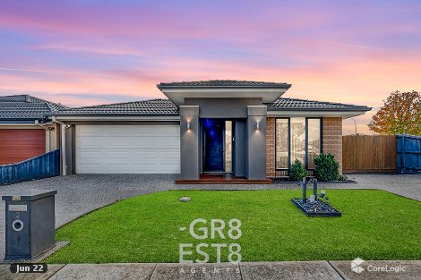 2 Nagle Cres, Cranbourne West, VIC 3977