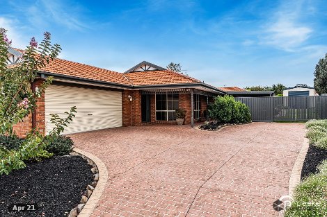 16 Carlisle Dr, Beaconsfield, VIC 3807