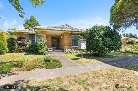 13 Johnson Ave, Drouin, VIC 3818