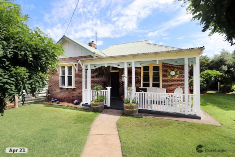 59 Queen St, Boorowa, NSW 2586