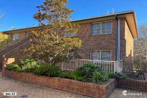 4/1 Waddell Pl, Curtin, ACT 2605