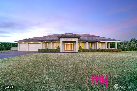 4 Domenics Pl, Grasmere, NSW 2570