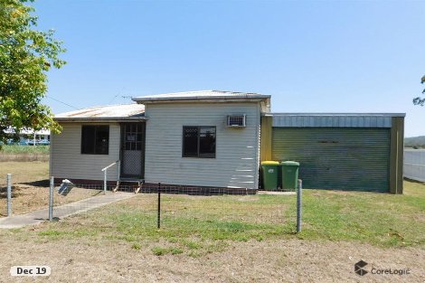 29 Beach Rd, Sarina, QLD 4737