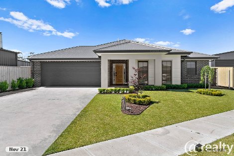 4 Applebox Pl, Newborough, VIC 3825