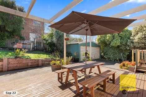 15 Victory Way, Highton, VIC 3216