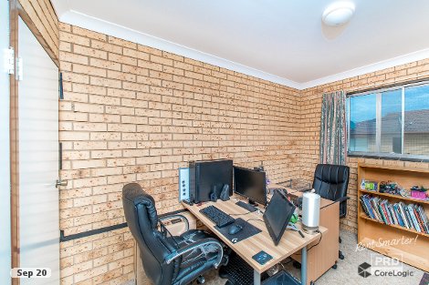 2/7b Henschke Ave, Tolland, NSW 2650