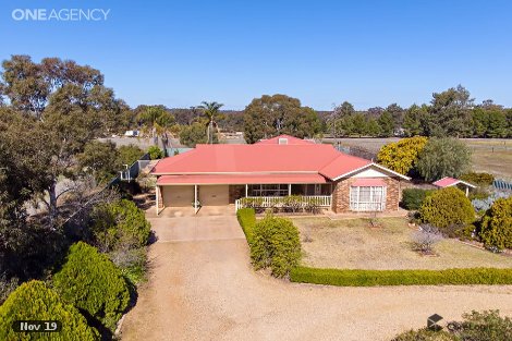 29 Booth St, Coolamon, NSW 2701