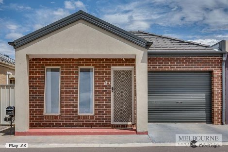 3/40 Mccubbin Way, Caroline Springs, VIC 3023