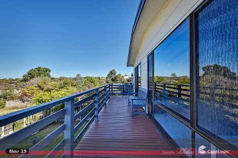 30 Lakeside Dr, Lake Tyers Beach, VIC 3909