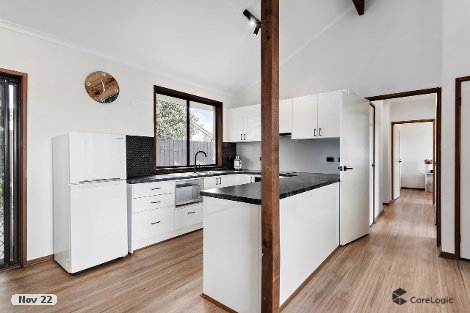 2 Lynda Cl, Cheltenham, VIC 3192